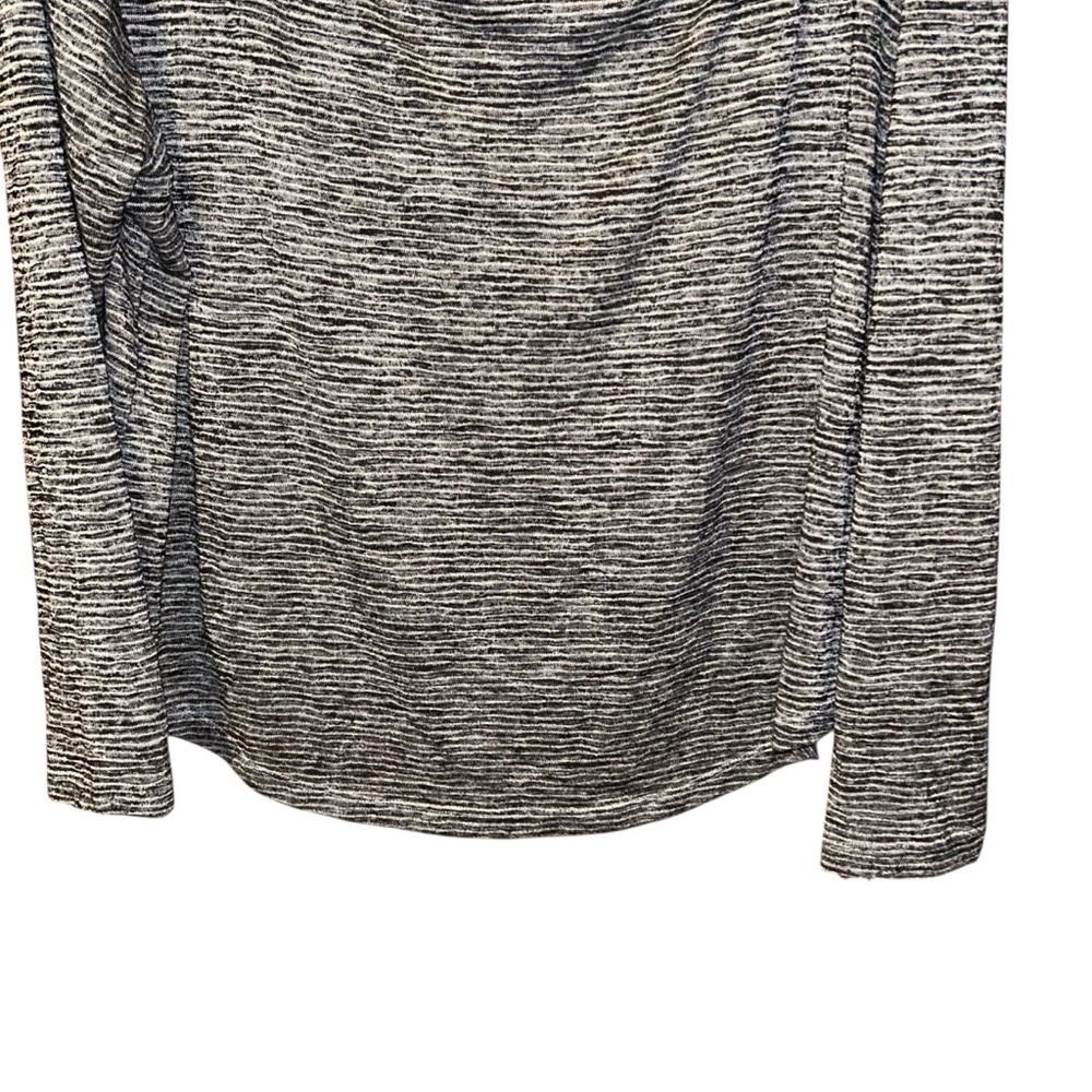 Athleta Gray Space-Dye Long Sleeve Open Back Workout Top Size XL - Picture 6 of 10